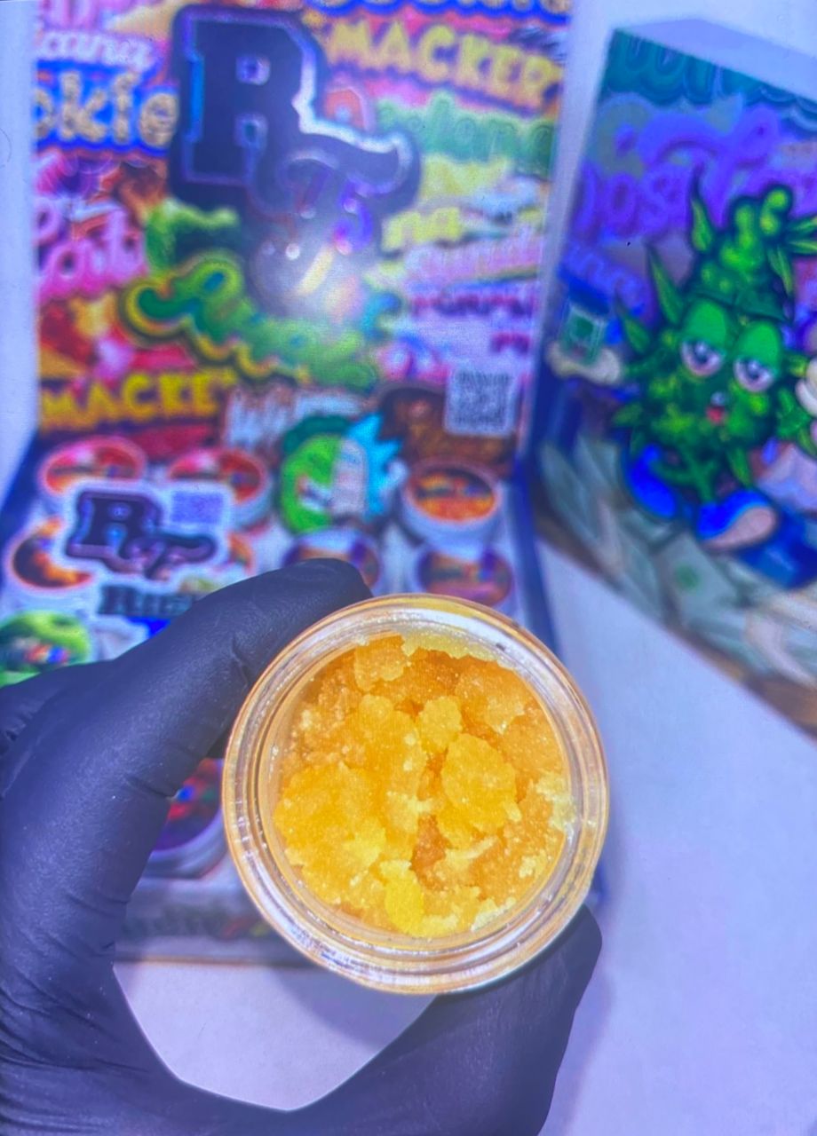 live resin sugar badder diamonds rich flavs extracts concentrate