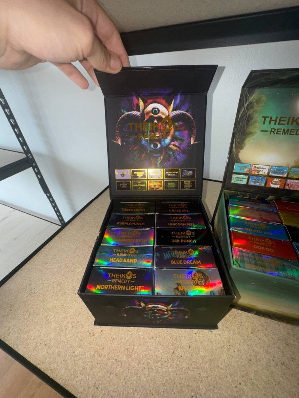 Theikos remedy 1g carts device are small glass tube handheld